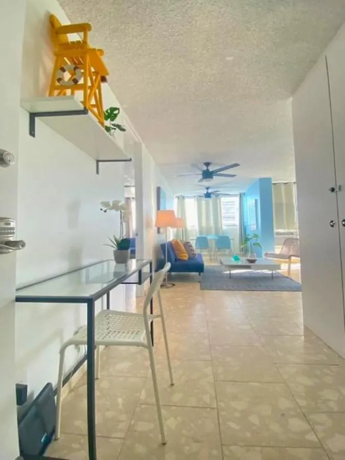 Pool Beachfront 2 Bedroom Condado Beach San Juan 0*,  Porto Rico