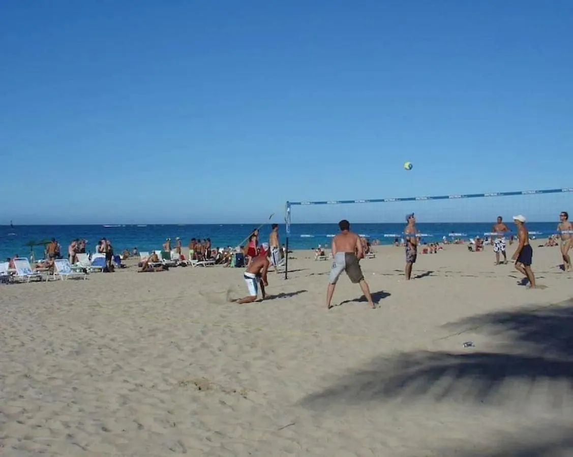 Pool Beachfront 2 Bedroom Condado Beach San Juan 0*,  Porto Rico